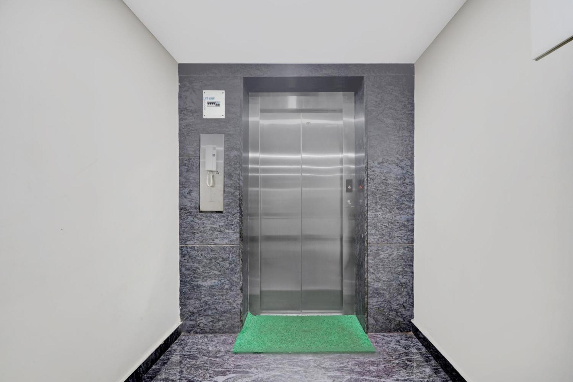 Super Townhouse Daba Garden Road Hotel Visakhapatnam Exterior foto