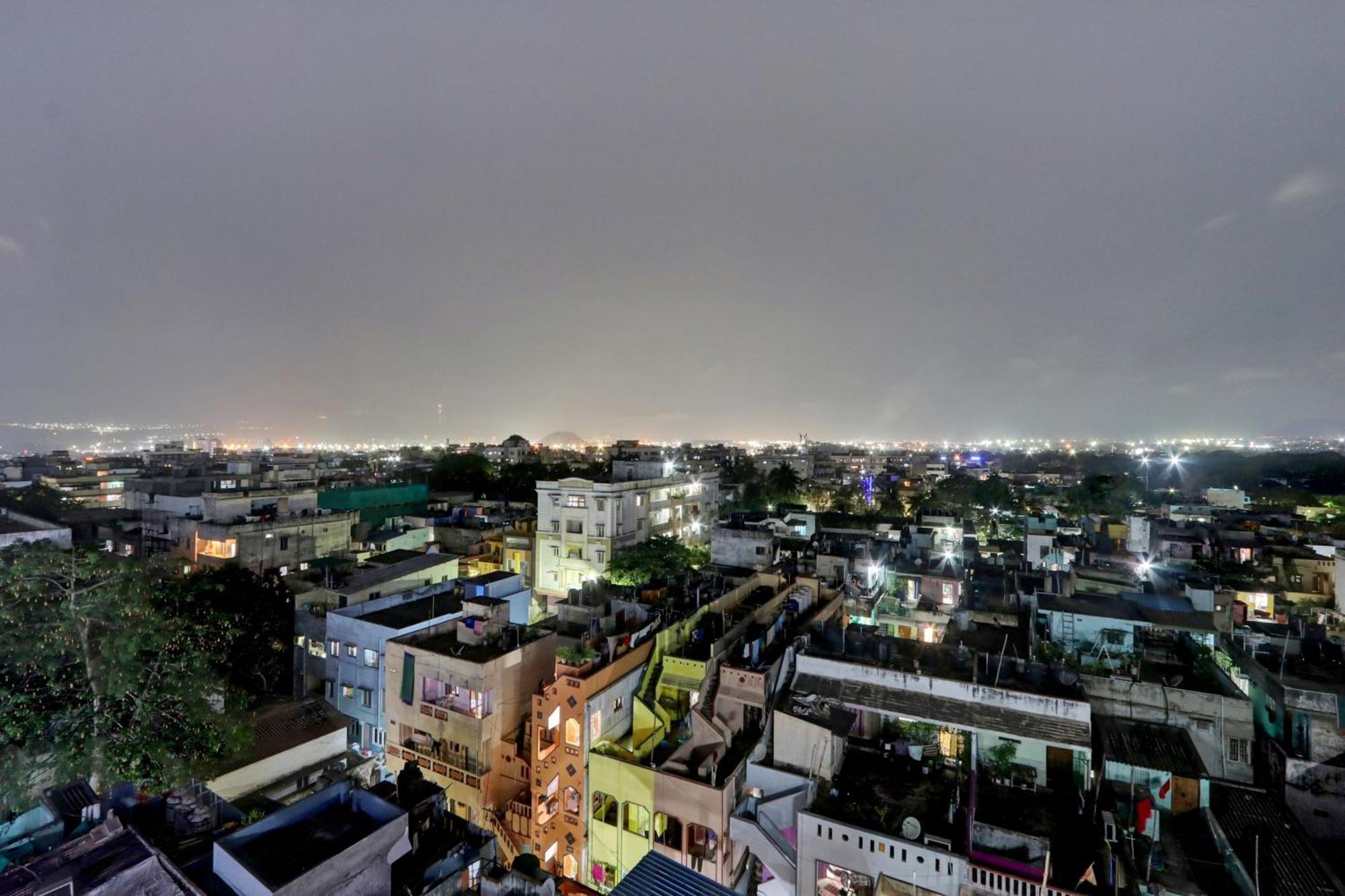 Super Townhouse Daba Garden Road Hotel Visakhapatnam Exterior foto